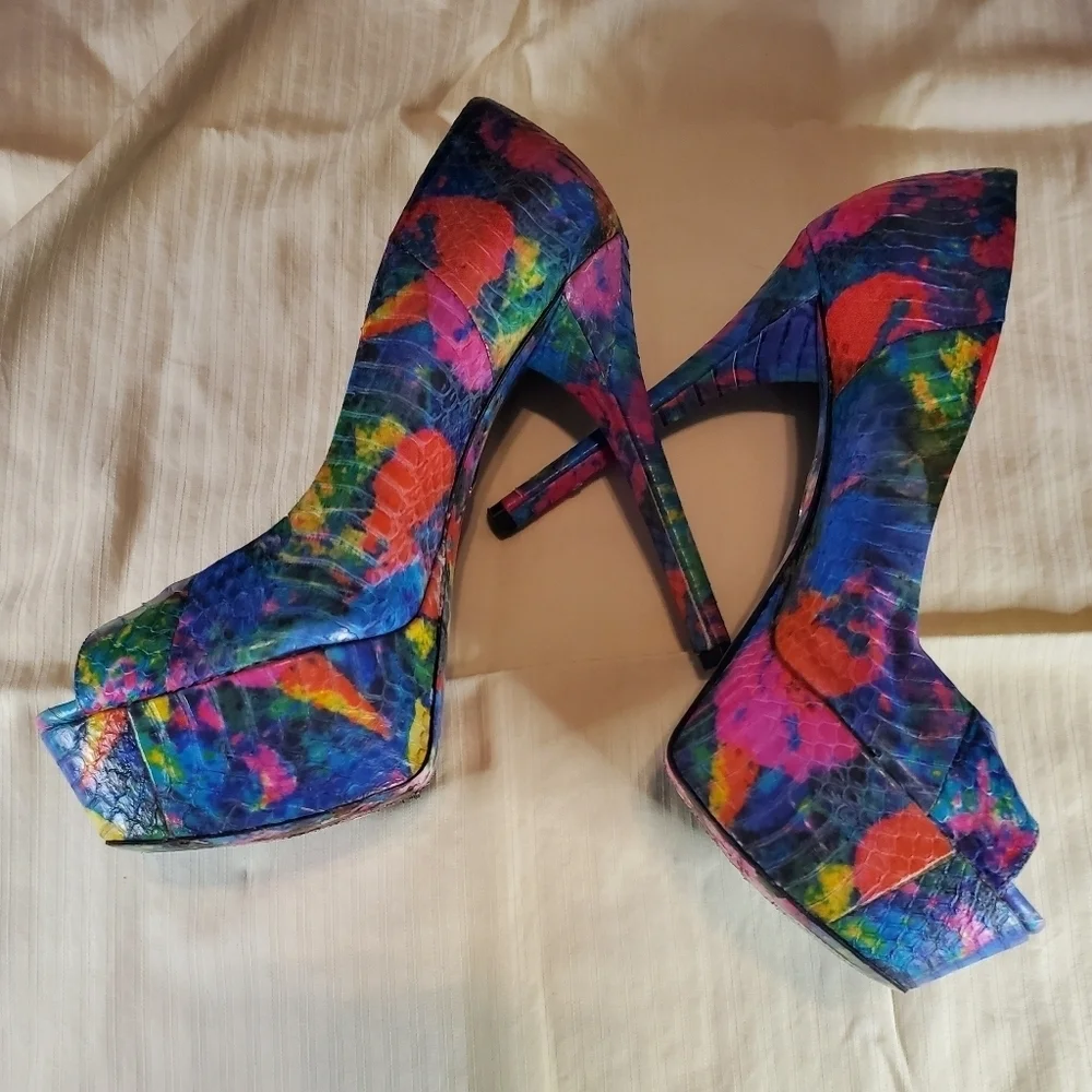 Brian Atwood B Bambola Ultra High Pumps EUC SZ 6.5 - Picture 5 of 7